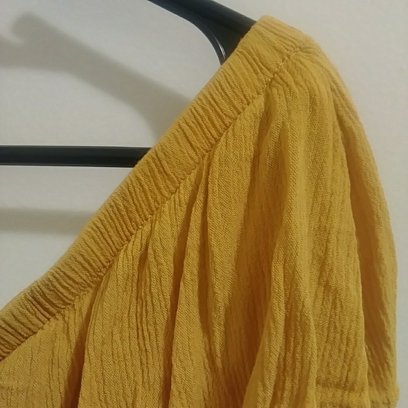 Off The Shoulder Top - Picture 5 of 5